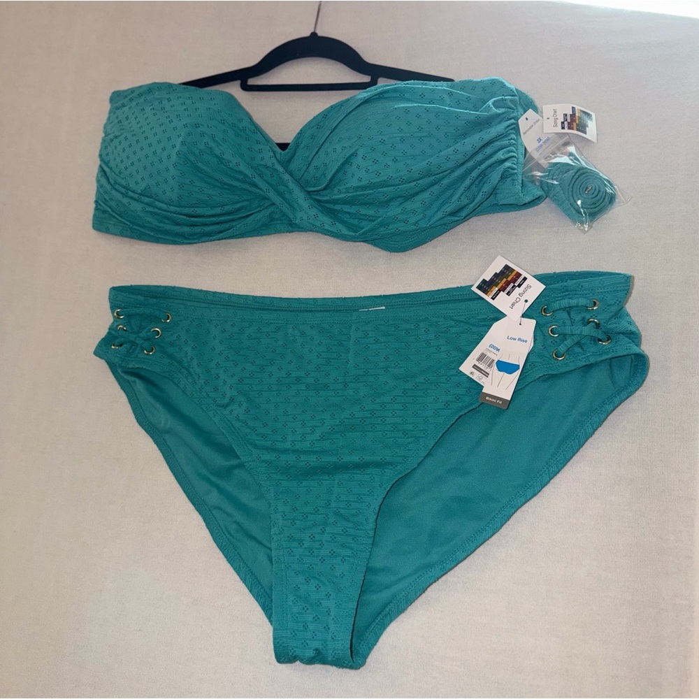 Women’s Plus Size Blue Two Piece Swimsuit 3X 2X Mixed Size Set